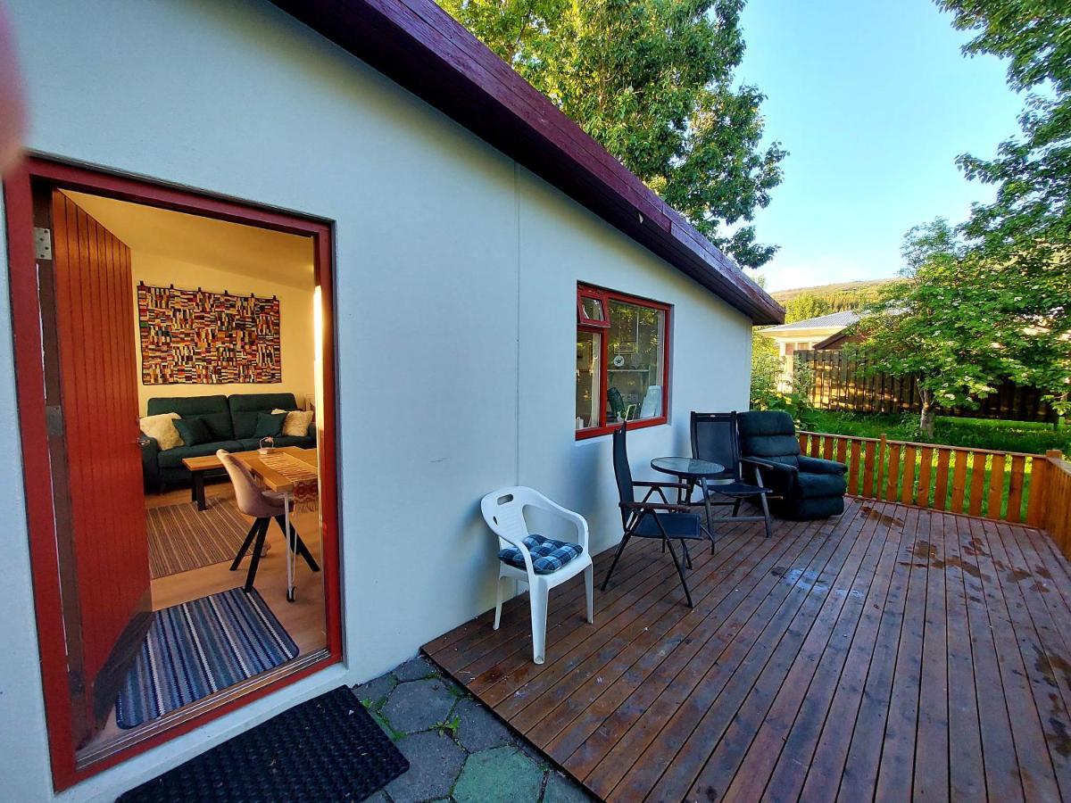 Apartment In The Center Husavik Exterior photo